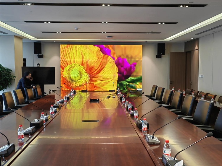 液晶拼接屏怎么樣實現(xiàn)會議辦公顯示？